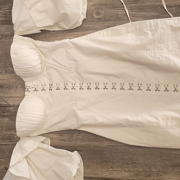 SOLD - DO NOT BUY Oh polly white mini dress - Picture 2 of 2